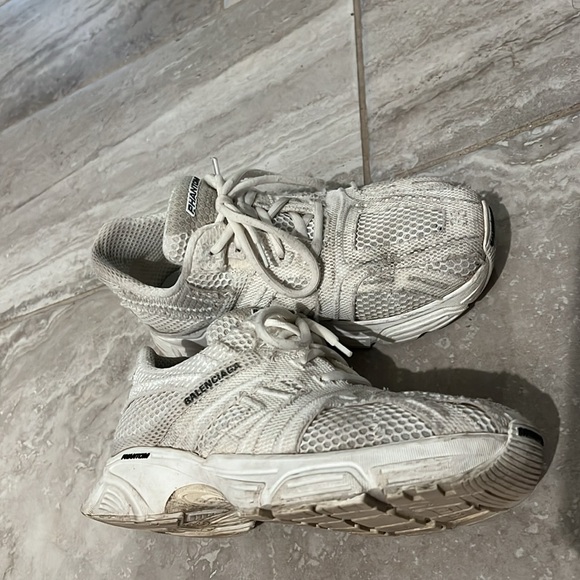 Balenciaga white phantom sneakers - Picture 3 of 13
